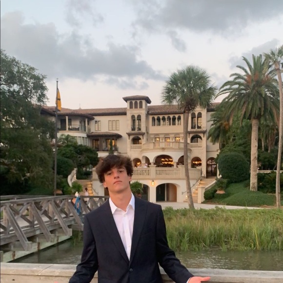 Meet your Posher, Sam - Picture 1 of 1